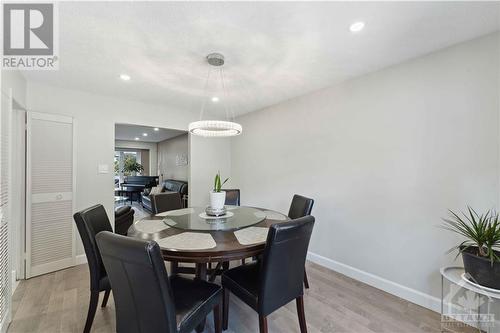 1010 Cahill Drive W, Ottawa, ON - Indoor Photo Showing Dining Room