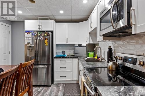 3021 Walker Road, Windsor, ON - Indoor Photo Showing Kitchen With Double Sink