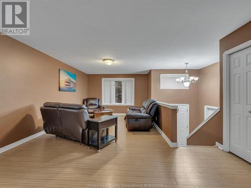 2480 Radcliff Avenue, Windsor, ON - Indoor