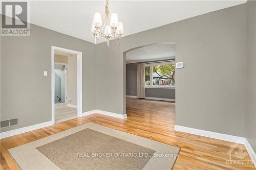 1403 Woodward Avenue, Ottawa, ON - Indoor Photo Showing Other Room