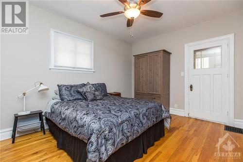 9 Ella Street, Ottawa, ON - Indoor Photo Showing Bedroom