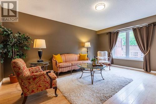 45 Tartan Drive, Haldimand, ON - Indoor Photo Showing Living Room