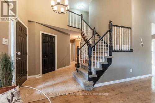 45 Tartan Drive, Haldimand, ON - Indoor Photo Showing Other Room