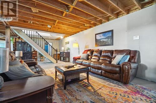 B1695 Highway 48 E, Brock (Beaverton), ON - Indoor Photo Showing Living Room