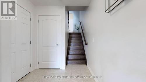 3068 Postridge Drive, Oakville, ON - Indoor Photo Showing Other Room