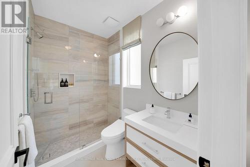 6 Lamport Avenue, Toronto, ON - Indoor Photo Showing Bathroom