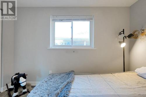 42 Devins Drive, Aurora, ON - Indoor Photo Showing Bedroom