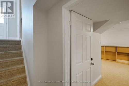 42 Devins Drive, Aurora, ON - Indoor Photo Showing Other Room