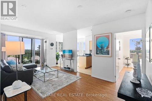 1107 - 38 Fontenay Court, Toronto, ON - Indoor Photo Showing Living Room