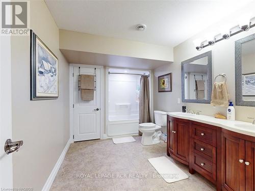 191 Ishwar Drive, Georgian Bluffs, ON - Indoor Photo Showing Bathroom