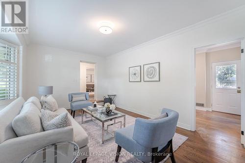 1341 Everall Road, Mississauga, ON - Indoor Photo Showing Living Room