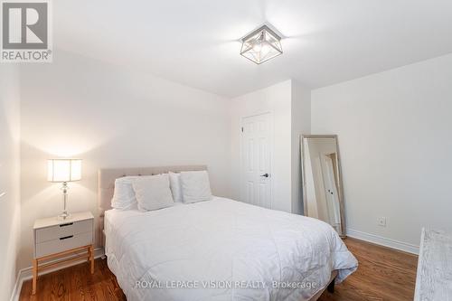 1341 Everall Road, Mississauga, ON - Indoor Photo Showing Bedroom