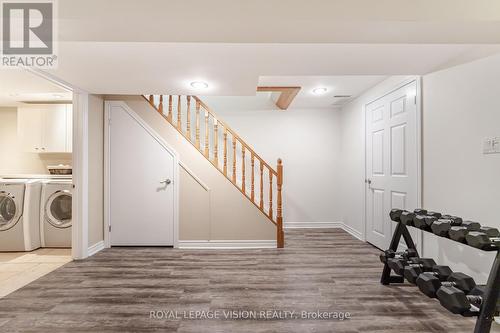 1341 Everall Road, Mississauga, ON - Indoor Photo Showing Laundry Room