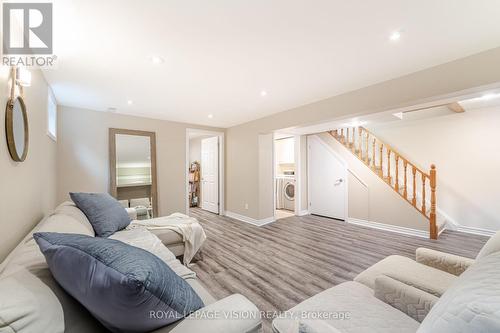 1341 Everall Road, Mississauga, ON - Indoor Photo Showing Living Room