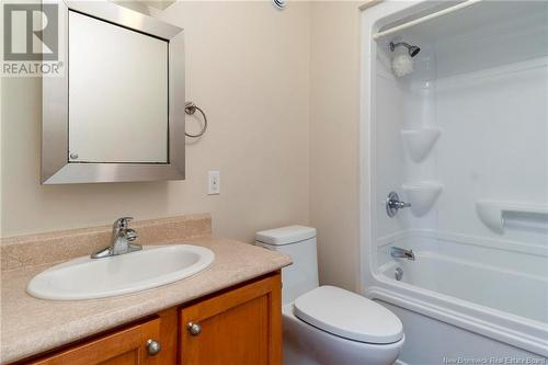 72 Tudor Lane, Saint John, NB - Indoor Photo Showing Bathroom