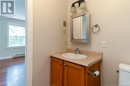 72 Tudor Lane, Saint John, NB - Indoor Photo Showing Bathroom