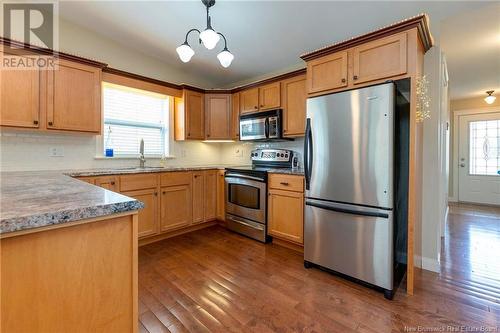 72 Tudor Lane, Saint John, NB - Indoor Photo Showing Kitchen