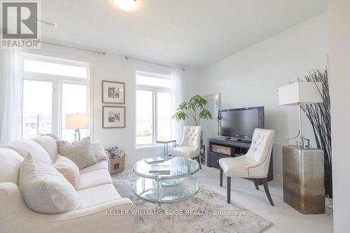 4173 Palermo Common S, Burlington, ON - Indoor Photo Showing Living Room