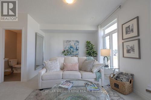 4173 Palermo Common S, Burlington, ON - Indoor Photo Showing Living Room