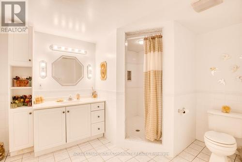 130 Grey Alder Avenue, Richmond Hill, ON - Indoor Photo Showing Bathroom