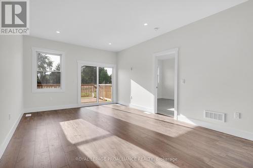 152 John Street, Stirling-Rawdon, ON - Indoor Photo Showing Living Room