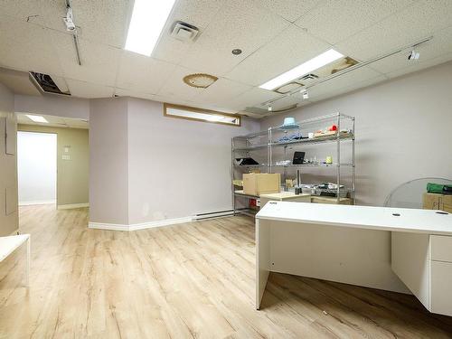 Office - 100-A-600 Rue Sherbrooke E., Montréal (Ville-Marie), QC - Indoor