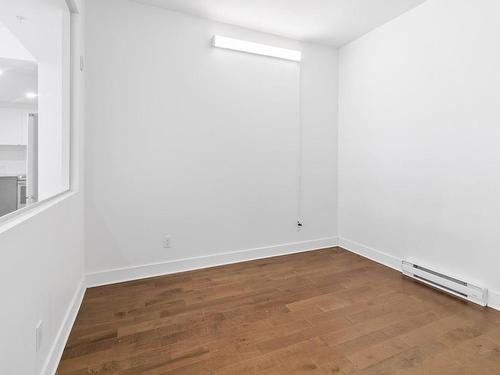 Bedroom - 914-5265 Av. De Courtrai, Montréal (Côte-Des-Neiges/Notre-Dame-De-Grâce), QC 