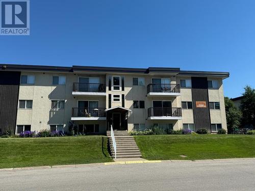 40 Ridgemont  Avenue Unit# 203, Fernie, BC - Outdoor With Facade