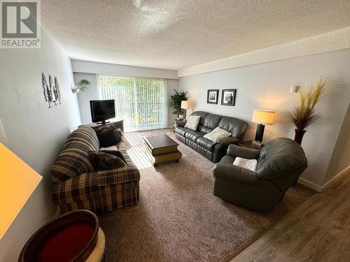 40 Ridgemont  Avenue Unit# 203, Fernie, BC - Indoor Photo Showing Living Room