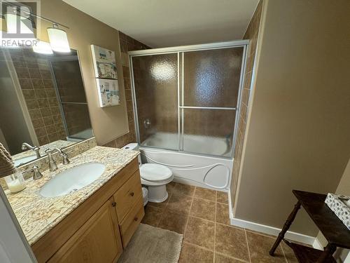 40 Ridgemont  Avenue Unit# 203, Fernie, BC - Indoor Photo Showing Bathroom