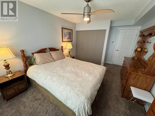 40 Ridgemont  Avenue Unit# 203, Fernie, BC - Indoor Photo Showing Bedroom