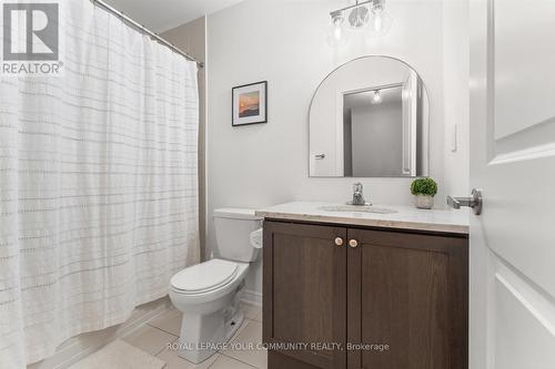 47 Beechborough Crescent, East Gwillimbury, ON - Indoor Photo Showing Bathroom