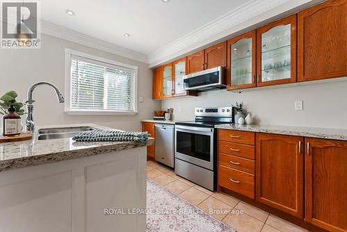 5106 Tree Court, Burlington, ON - Indoor Photo Showing Kitchen With Double Sink