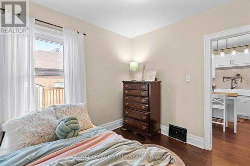 483 Dunsmure Road, Hamilton, ON - Indoor Photo Showing Bedroom