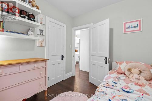 483 Dunsmure Road, Hamilton, ON - Indoor Photo Showing Bedroom