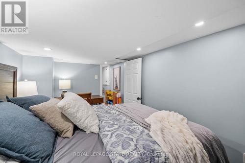 483 Dunsmure Road, Hamilton, ON - Indoor Photo Showing Bedroom