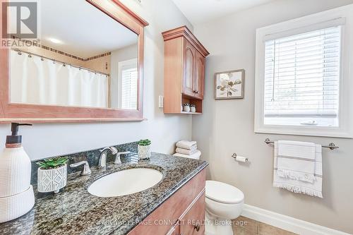 100 Dunington Drive, Toronto, ON - Indoor Photo Showing Bathroom