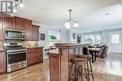 100 Dunington Drive, Toronto, ON - Indoor Photo Showing Kitchen