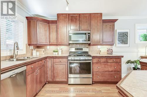 100 Dunington Drive, Toronto, ON - Indoor Photo Showing Kitchen With Double Sink