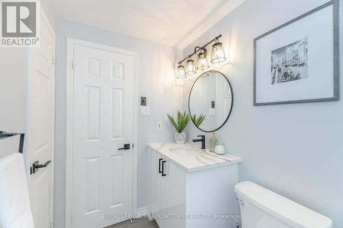 203 - 102 Bronte Road, Oakville, ON - Indoor Photo Showing Bathroom