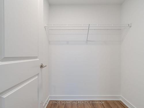 313-2799 Kingston Rd, Toronto, ON - Indoor With Storage