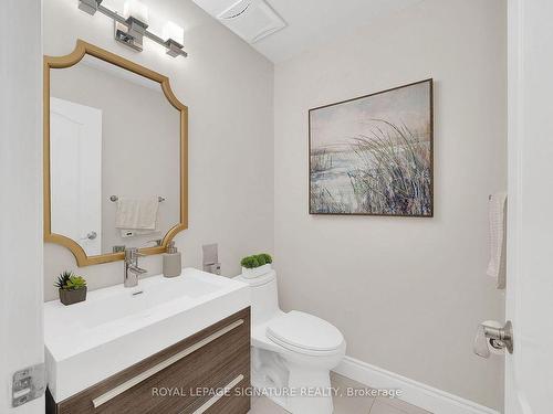 3637 St. Laurent Crt, Mississauga, ON - Indoor Photo Showing Bathroom