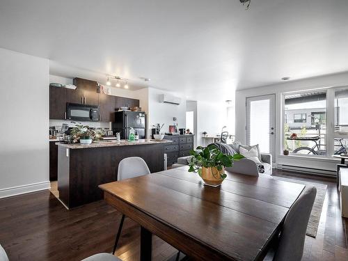 Living room - 301-4321 Rue St-Jacques, Montréal (Le Sud-Ouest), QC - Indoor Photo Showing Dining Room