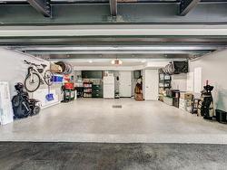 Garage - 