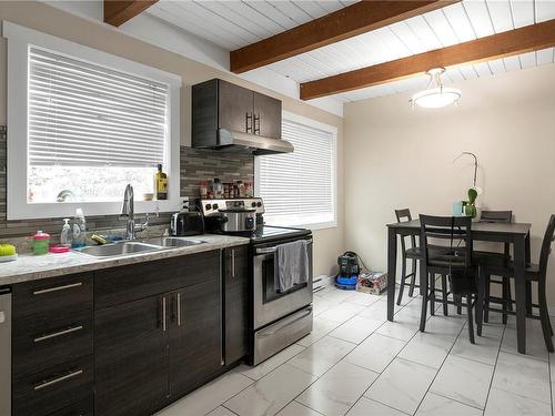 360 4Th Ave, Campbell River, BC - Indoor Photo Showing Kitchen With Double Sink