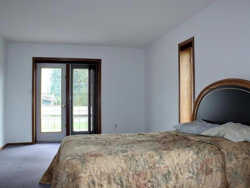 506 Atwood Ave, Rainy River, ON - Indoor Photo Showing Bedroom