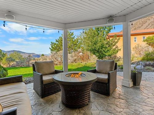 562 Trillium Crt, Kamloops, BC - Outdoor With Deck Patio Veranda With Exterior