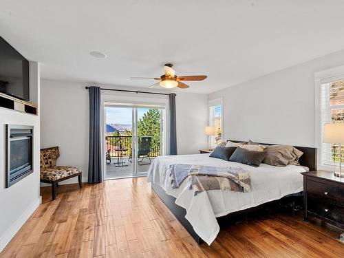 562 Trillium Crt, Kamloops, BC - Indoor Photo Showing Bedroom