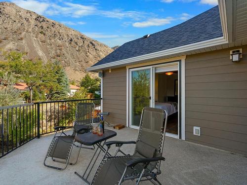 562 Trillium Crt, Kamloops, BC - Outdoor With Deck Patio Veranda With Exterior