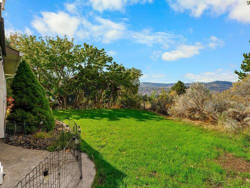 562 Trillium Crt, Kamloops, BC - Outdoor With View